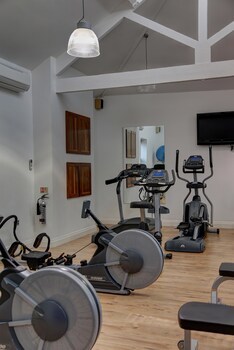Best Western Plus Aston Hall Hotel