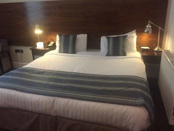 Best Western Plus Aston Hall Hotel