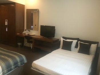 Best Western Plus Aston Hall Hotel