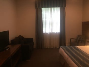 Best Western Plus Aston Hall Hotel