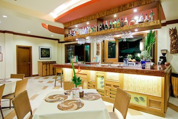 Boracay Tropics Resort Hotel