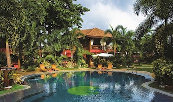 Boracay Tropics Resort Hotel