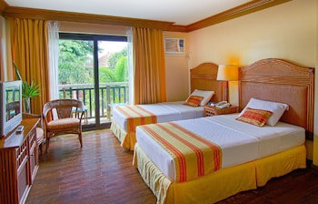 Boracay Tropics Resort Hotel