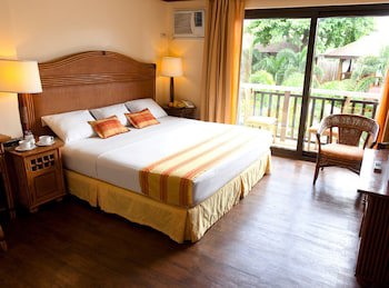 Boracay Tropics Resort Hotel
