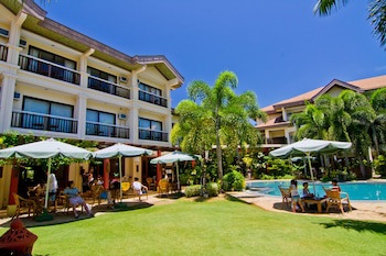 Boracay Tropics Resort Hotel