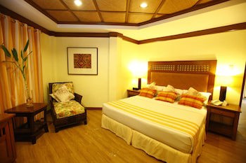 Boracay Tropics Resort Hotel