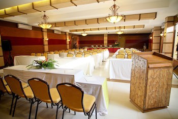 Boracay Tropics Resort Hotel