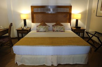 Boracay Tropics Resort Hotel