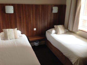 Dalmeny Resort Hotel