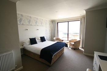 Dalmeny Resort Hotel