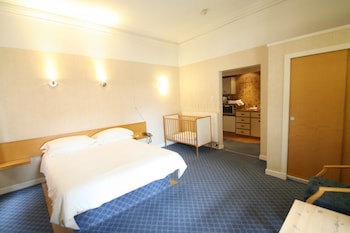 Dalmeny Resort Hotel