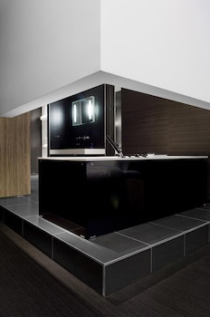 Carbon Hotel - Different Hotels