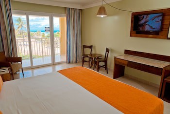 Gran Hotel Stella Maris Urban Resort & Conventions
