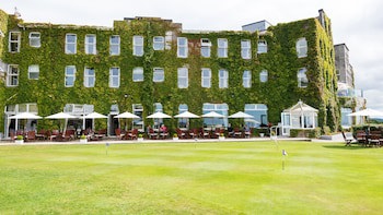 Carlyon Bay Hotel