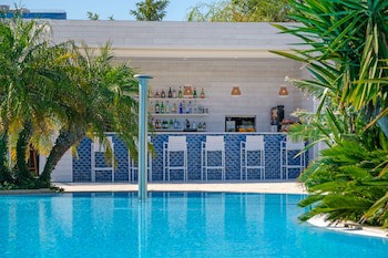 Malibu Foz Hotel - La Maison Younan