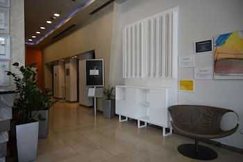 Golden Tulip Zira Belgrade