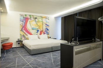 Golden Tulip Zira Belgrade