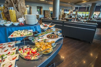 Golden Tulip Zira Belgrade
