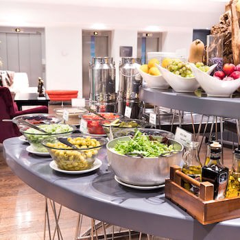 Golden Tulip Zira Belgrade