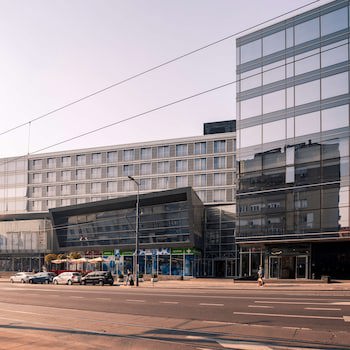 Golden Tulip Zira Belgrade