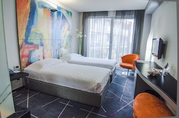 Golden Tulip Zira Belgrade