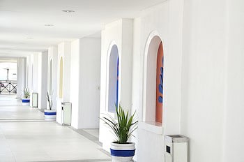 Thunderbird Resorts - Poro Point
