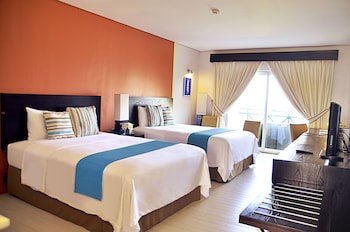 Thunderbird Resorts - Poro Point
