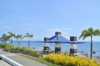 Thunderbird Resorts - Poro Point