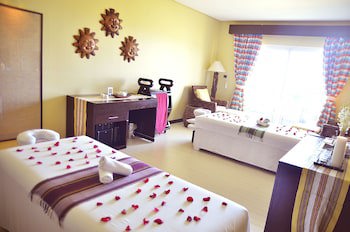 Thunderbird Resorts - Poro Point
