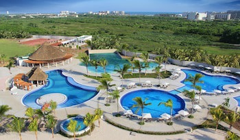 Hotel Palacio Mundo Imperial