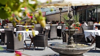 Grand Rose Spa Hotel