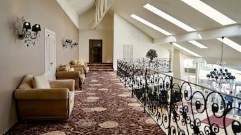Grand Rose Spa Hotel