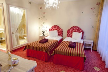 Grand Rose Spa Hotel