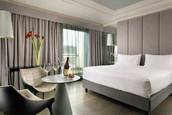 Leons Place Hotel galeri fotoğrafı