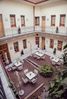 City Residence Apartment Hotel