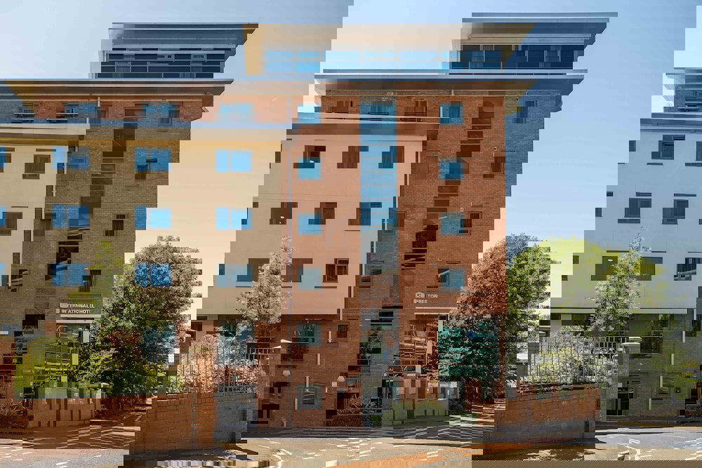 Legacy Preston International Hotel