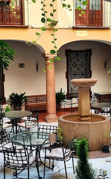 Hotel Coso Viejo