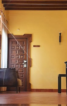 Hotel Coso Viejo