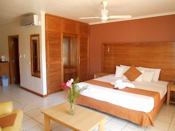 Bedarra Beach Inn