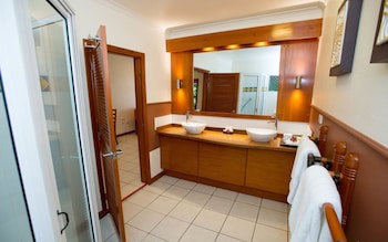 Bedarra Beach Inn