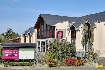 Farmers Kitchen Hotel
