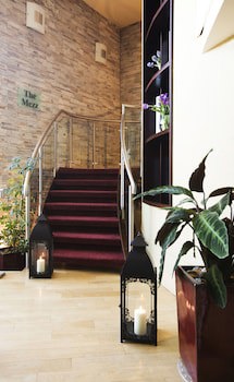 Farmers Kitchen Hotel