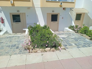 Leonidas Hotel and Studios fotoğrafı