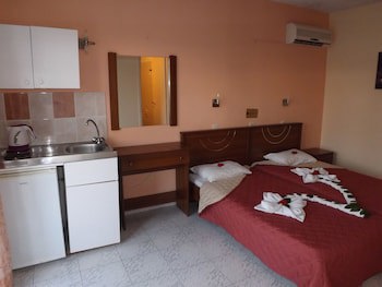 Leonidas Hotel and Studios galeri fotoğrafı