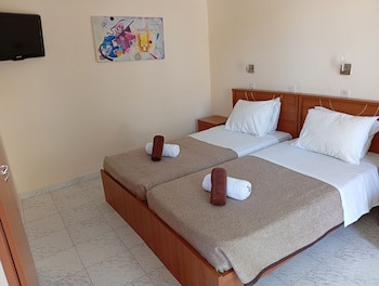 Leonidas Hotel and Studios fotoğrafı