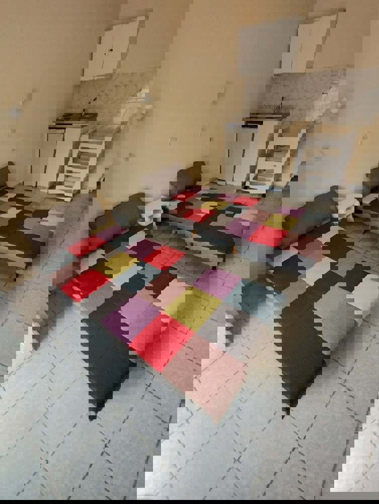 Leonidas Hotel and Studios