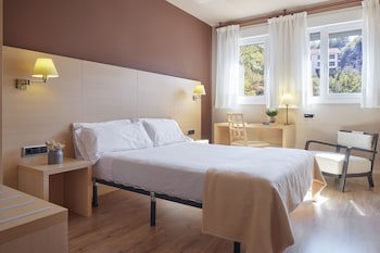 Iraipe Santuario De Arantzazu Hotel