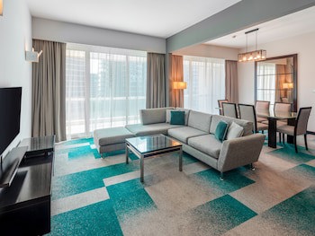 Flora Creek Deluxe Hotel Apartments Dubai