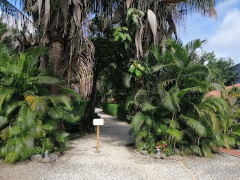 Esencia Hotel & Villas