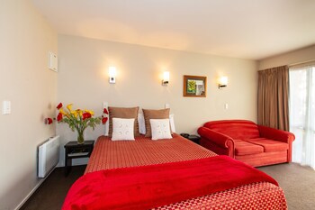 Cranford Oak Motel